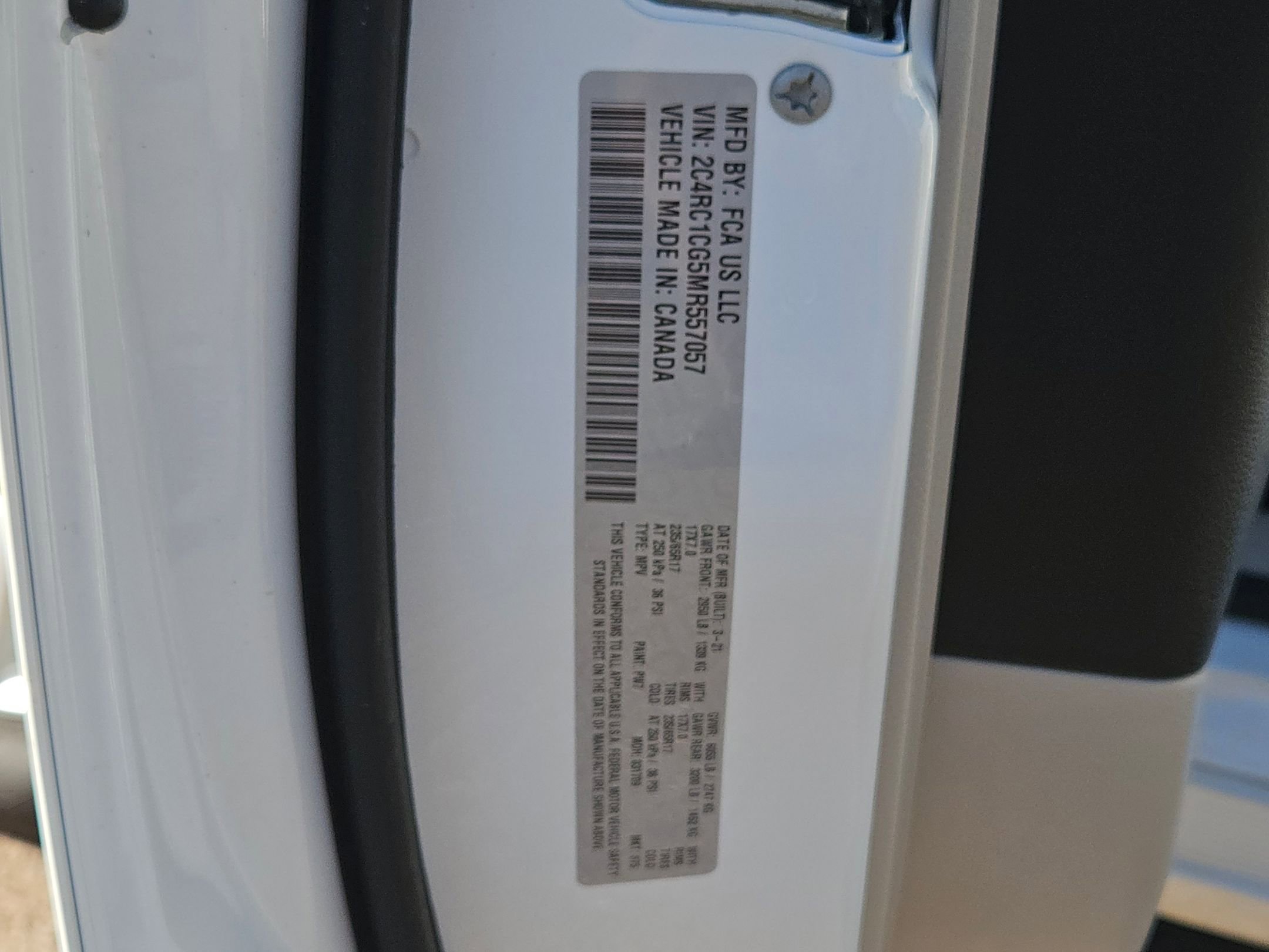 Used 2021 Chrysler Voyager LX image 21