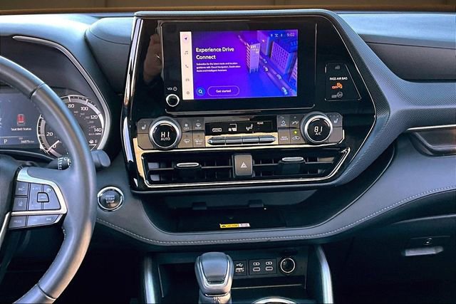 Used 2023 Toyota Highlander XSE image 6