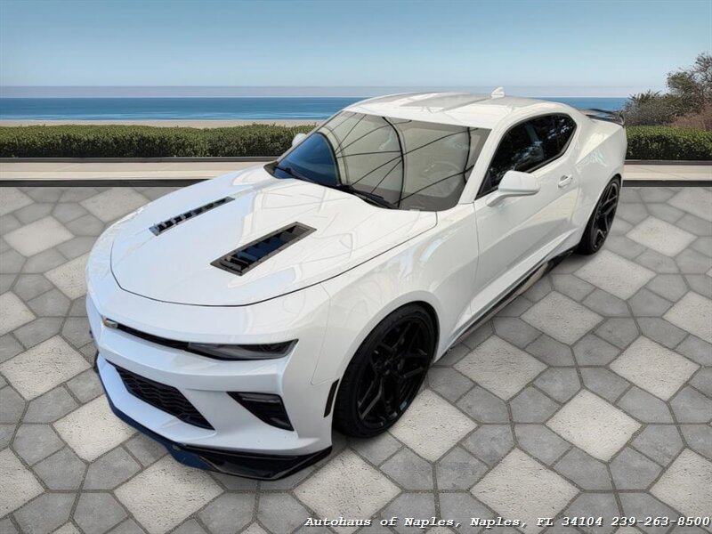 Used 2018 Chevrolet Camaro SS image 9