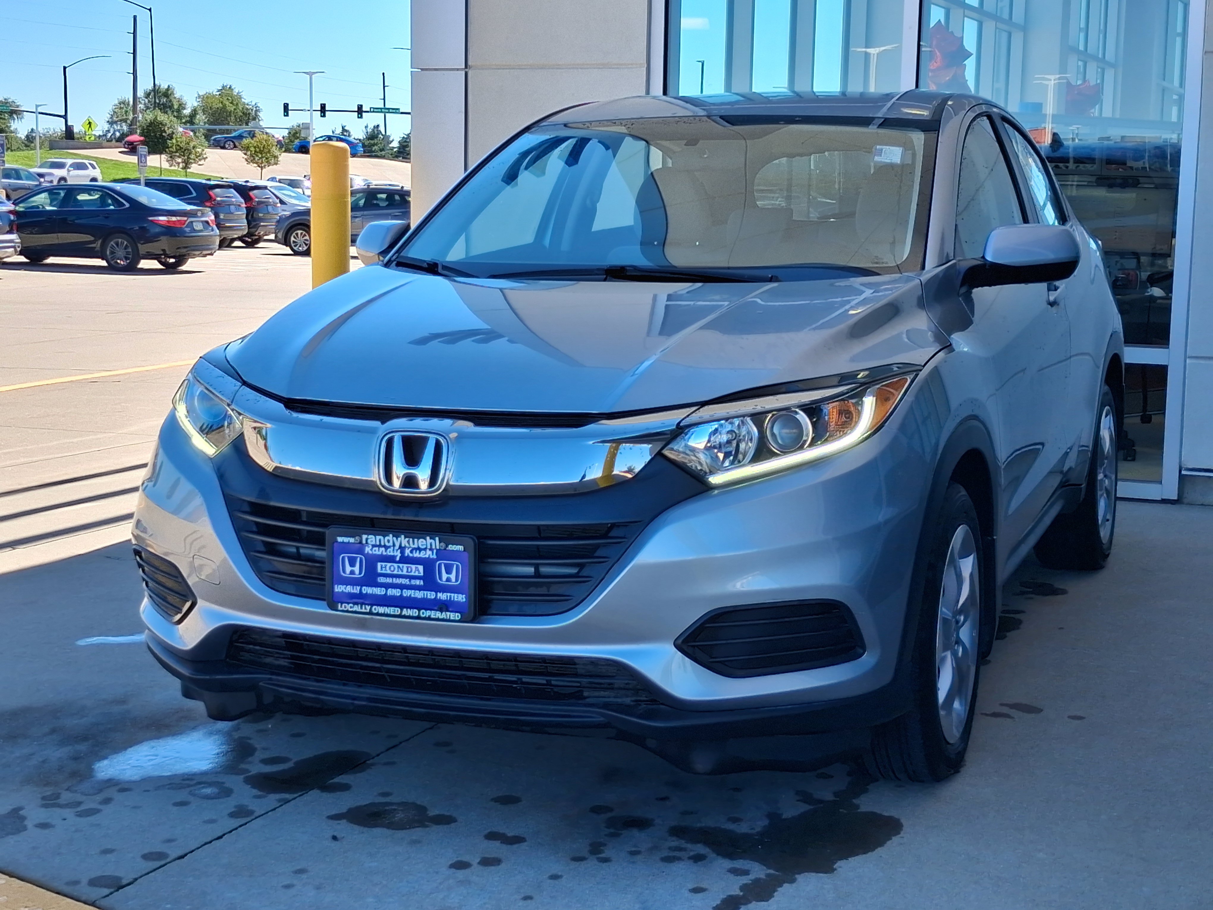 Used 2020 Honda HR-V LX image 3
