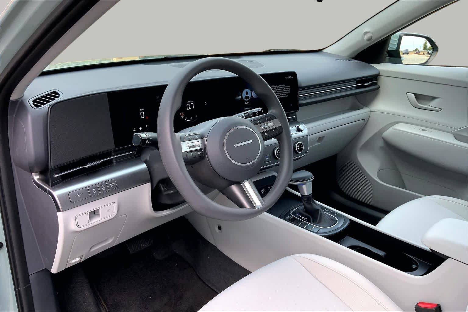 Used 2026 Hyundai Kona SE FWD image 17