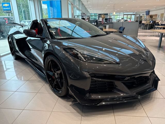 New 2027 Chevrolet Corvette Z06 w/ Z07 Performance Package RWD image 7
