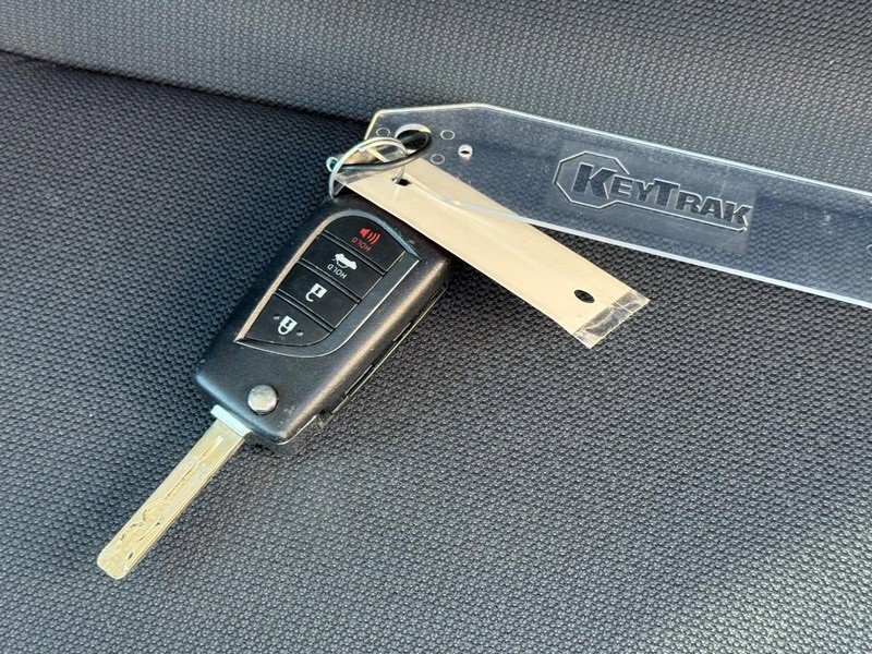 Used 2024 Toyota Corolla LE image 23