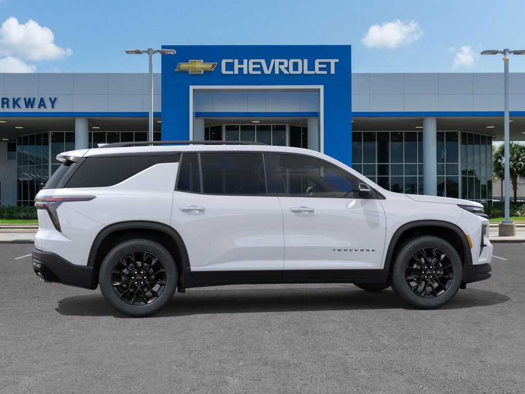 New 2026 Chevrolet Traverse LT w/ Midnight/Sport Edition FWD image 5