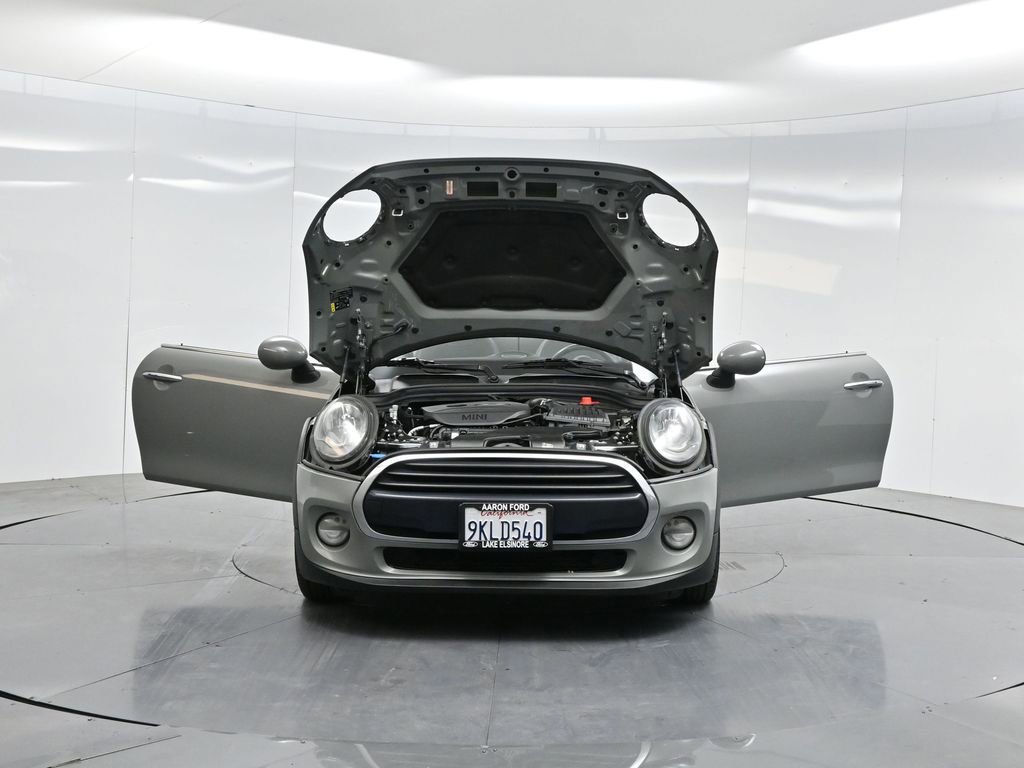 Used 2017 MINI Cooper Convertible image 40