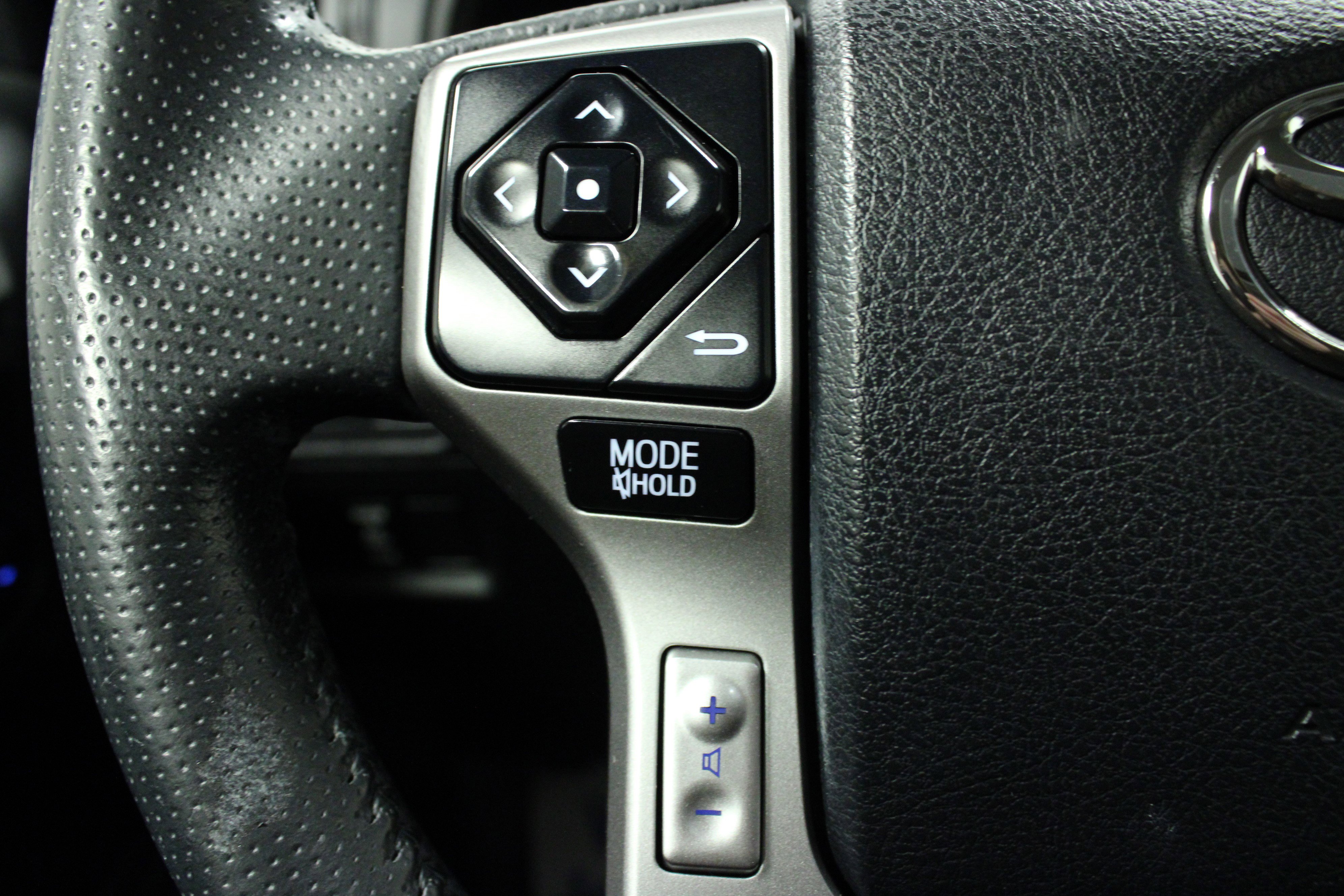 Used 2017 Toyota 4Runner Limited image 20