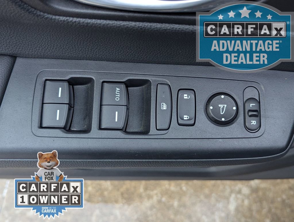 Used 2025 Honda CR-V LX image 14