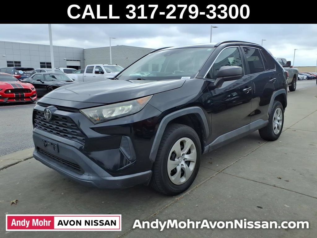 Used 2019 Toyota RAV4 LE AWD/4WD image 4