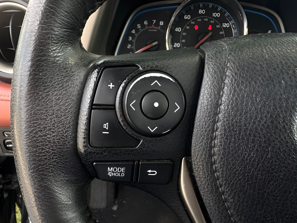 Used 2013 Toyota RAV4 Limited FWD image 22