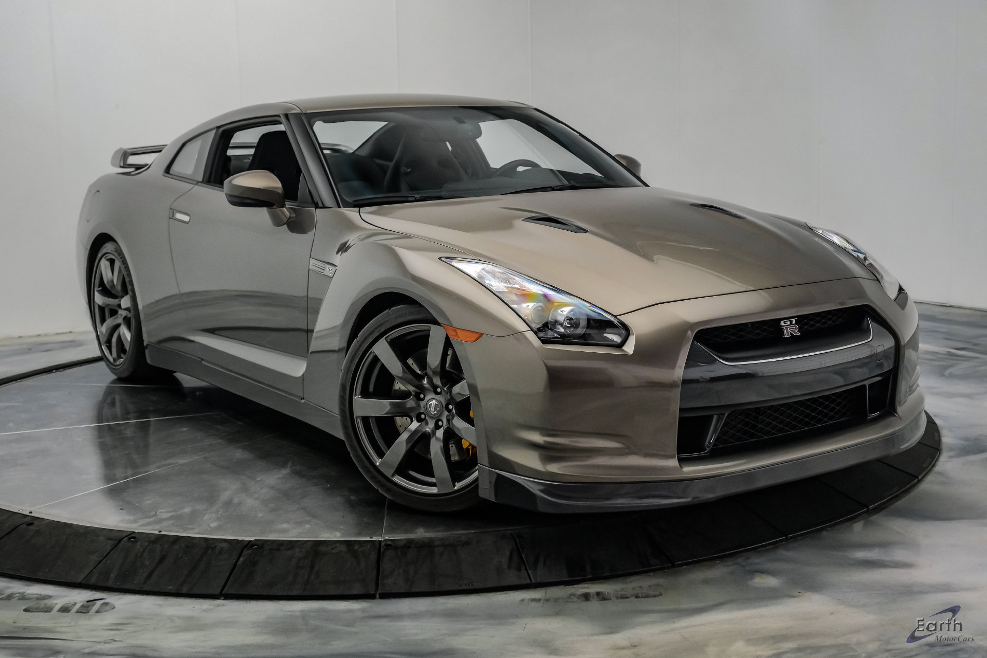 Used 2009 Nissan GT-R Premium AWD/4WD image 33