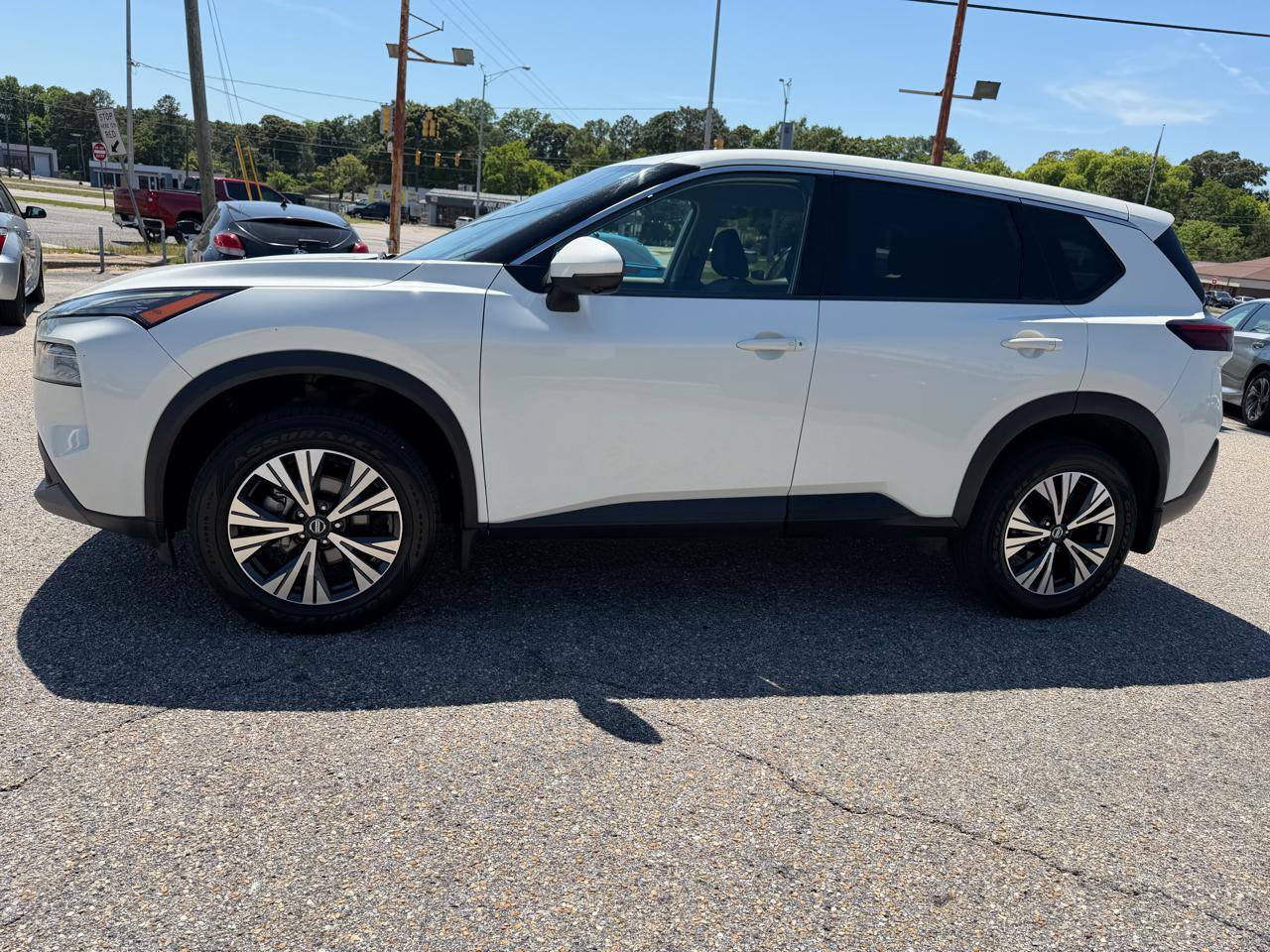 Used 2021 Nissan Rogue SV FWD image 20