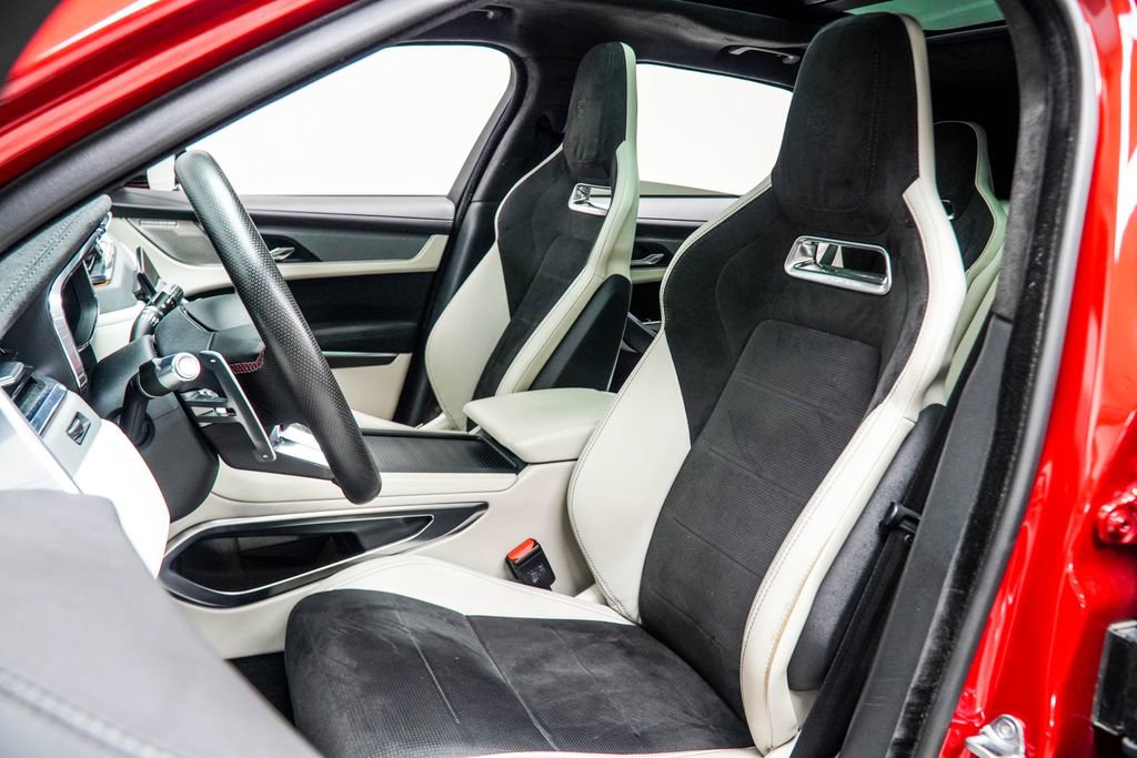 Used 2021 Jaguar F-PACE SVR AWD/4WD image 39