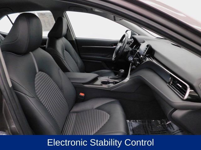 Used 2024 Toyota Camry SE image 34