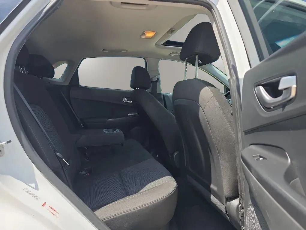Used 2022 Hyundai Kona SEL w/ Convenience Package FWD image 40
