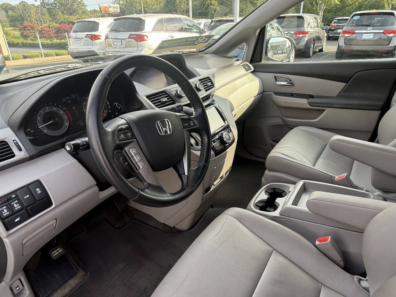 Used 2015 Honda Odyssey EX-L image 12