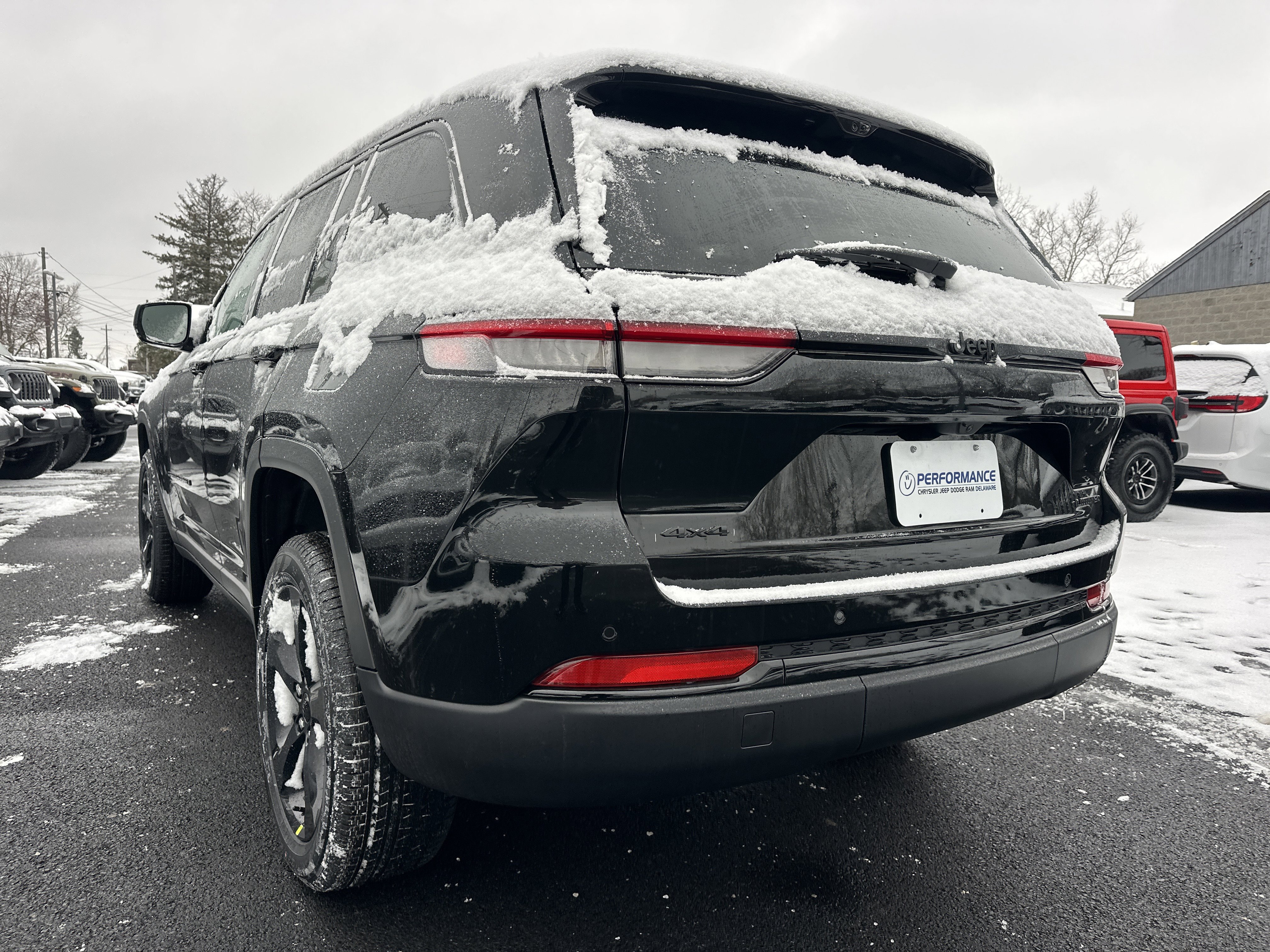 New 2025 Jeep Grand Cherokee Limited image 25