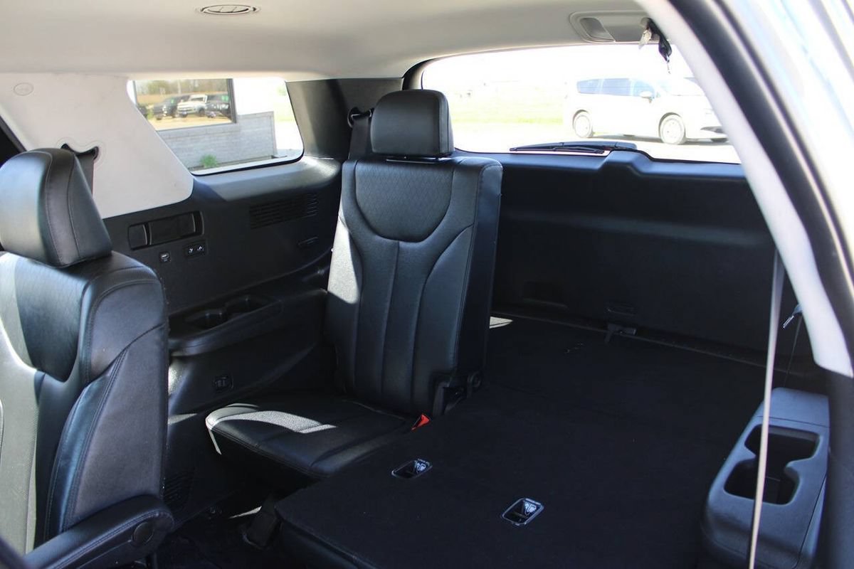 Used 2022 Hyundai Palisade SEL w/ Premium Package AWD/4WD image 10
