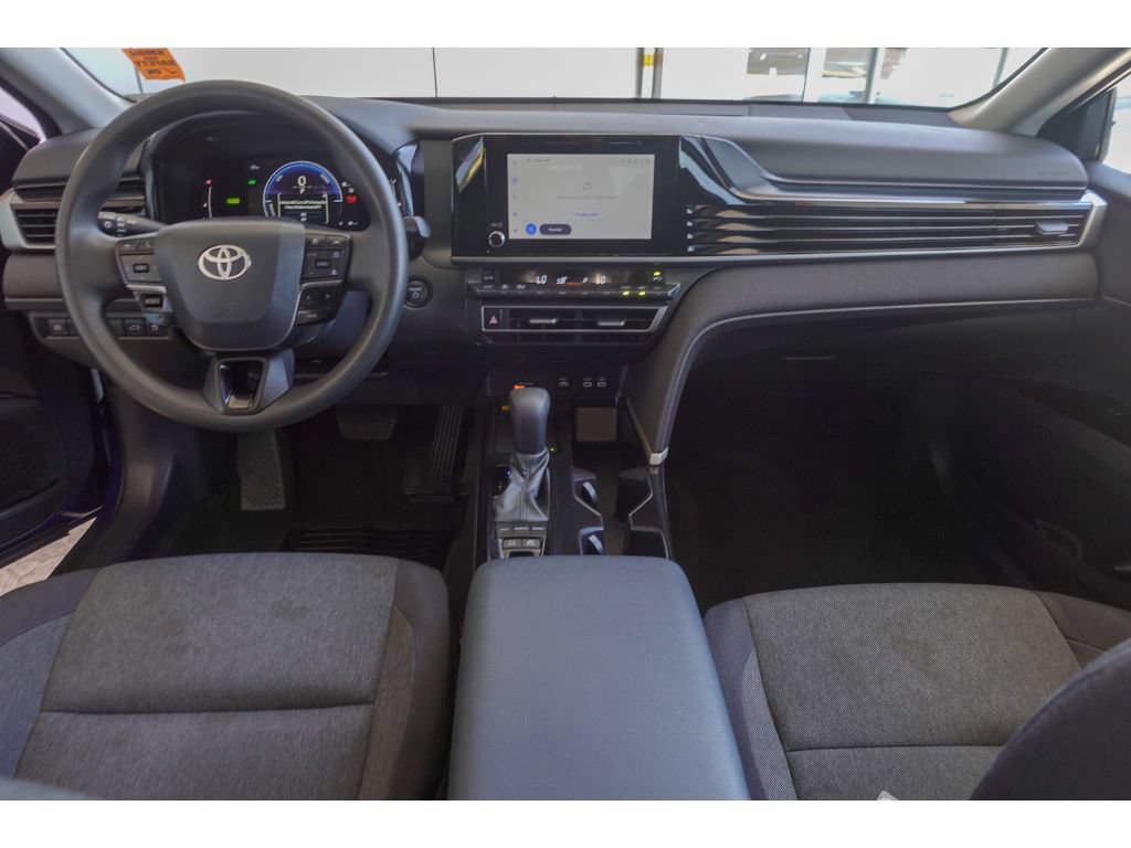 Used 2025 Toyota Camry LE FWD image 23