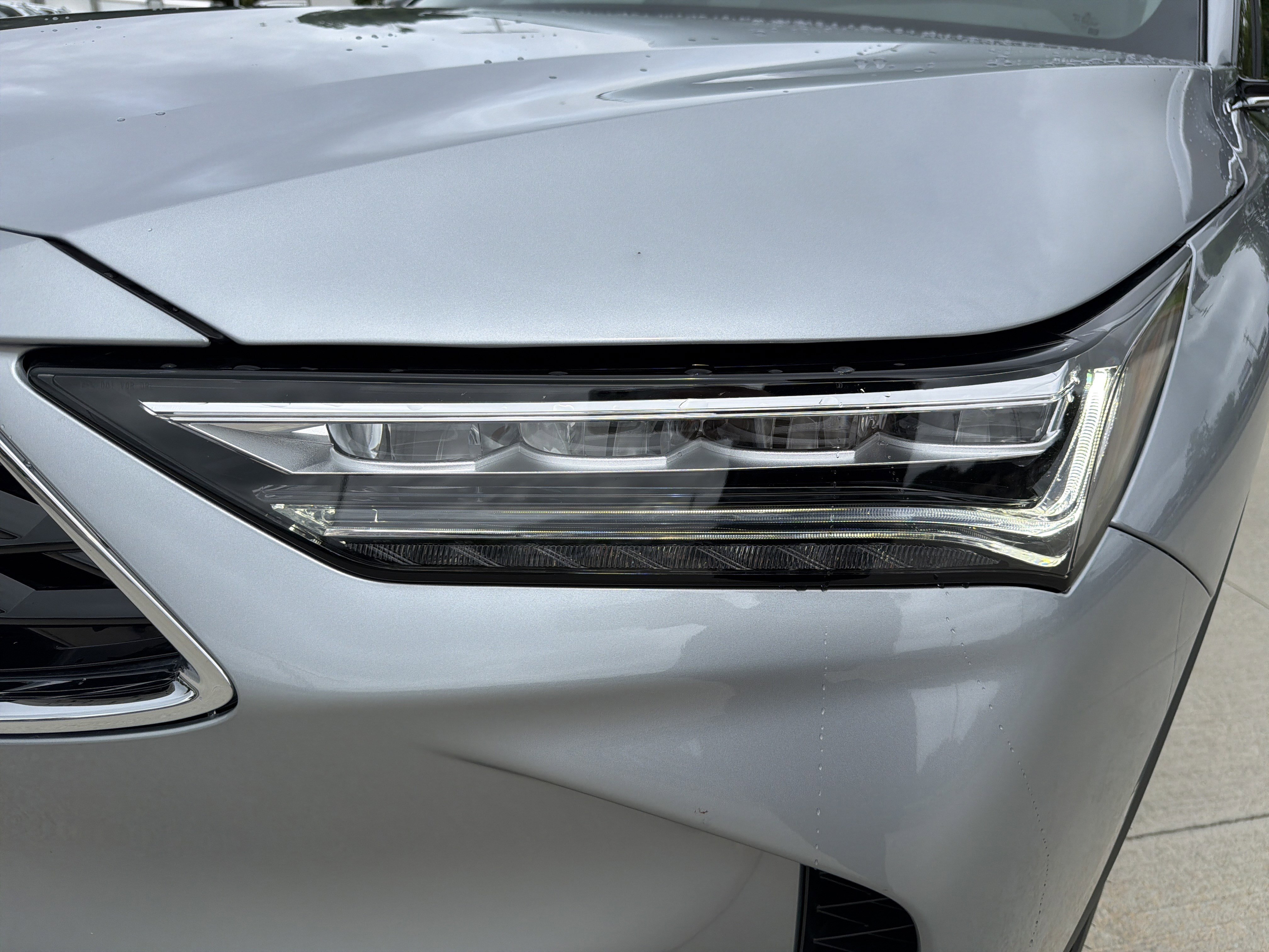 Certified 2025 Acura MDX SH-AWD w/ Technology Package image 6