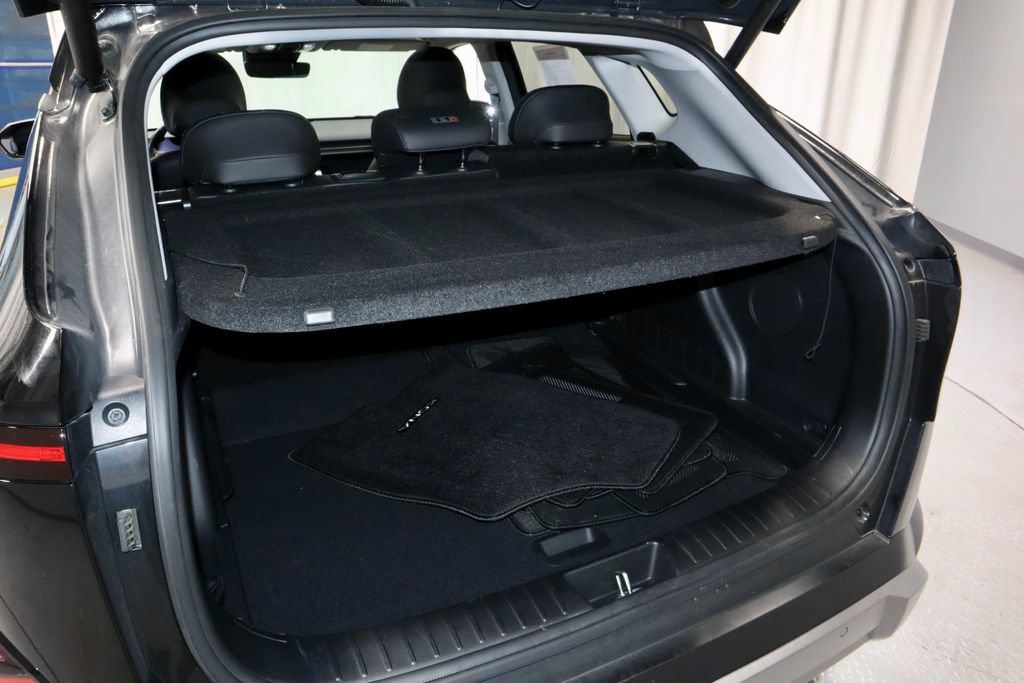 Used 2024 Hyundai Kona Limited AWD/4WD image 13