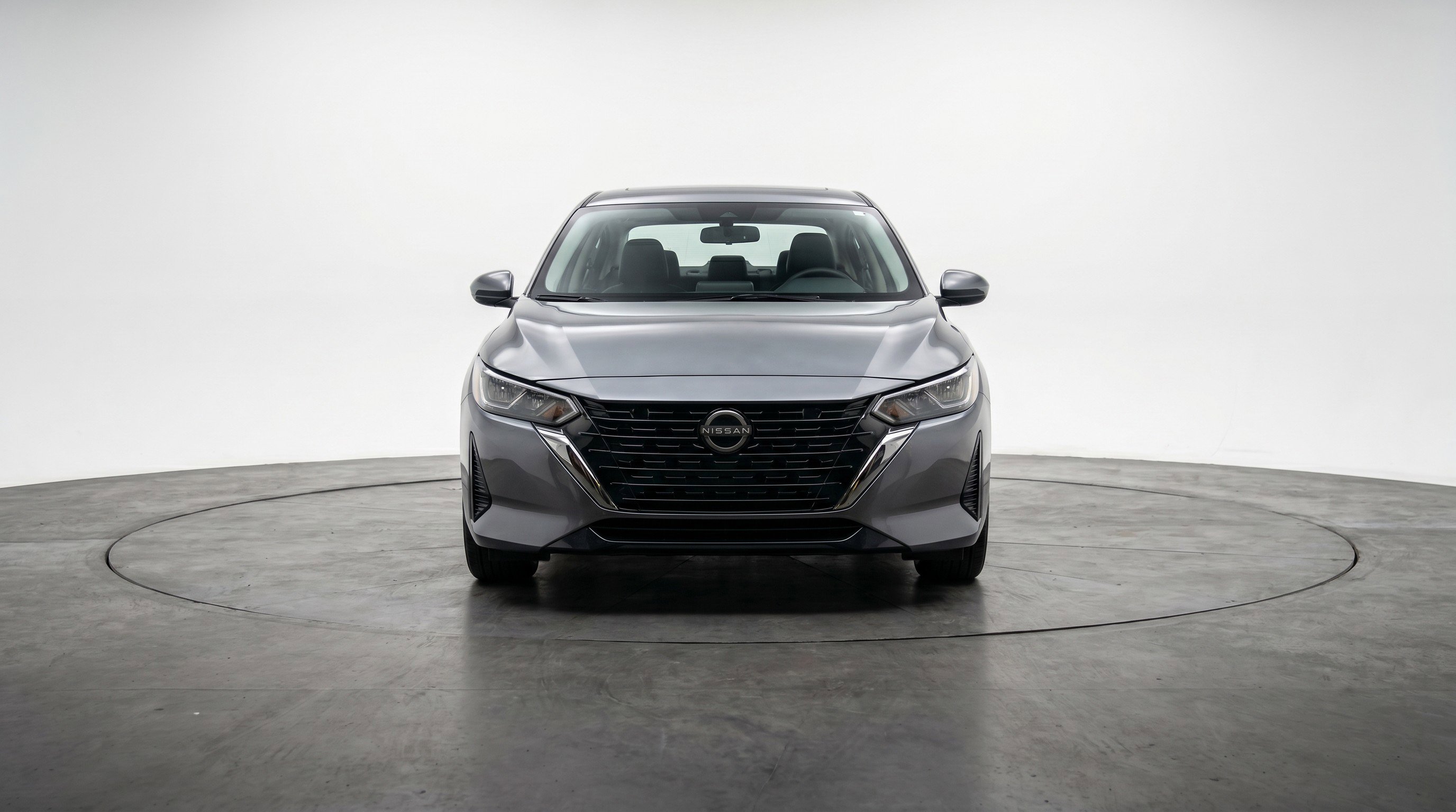 Used 2025 Nissan Sentra SV FWD image 2