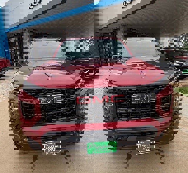 New 2026 GMC Canyon Elevation image 3