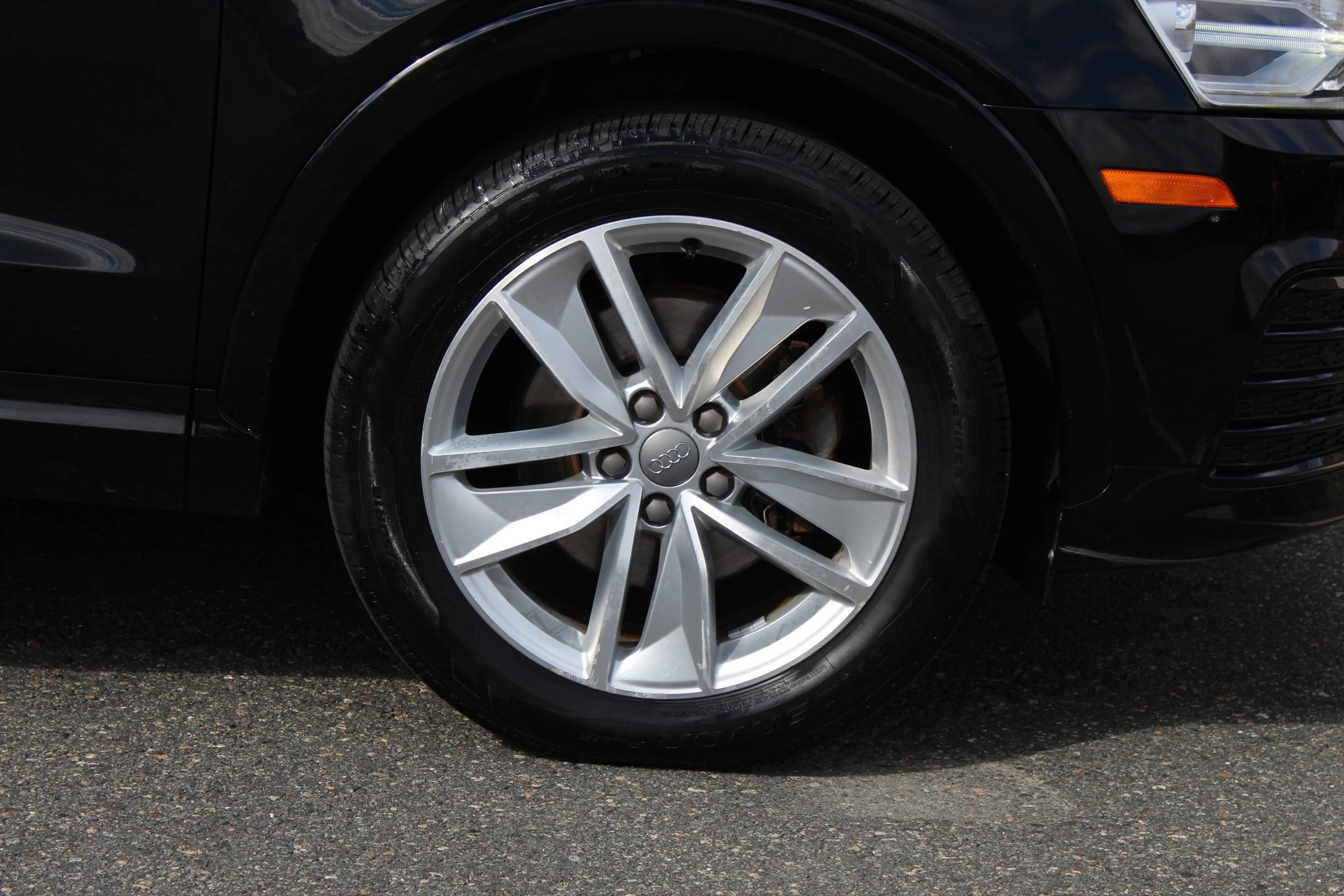 Used 2018 Audi Q3 2.0T Premium image 37