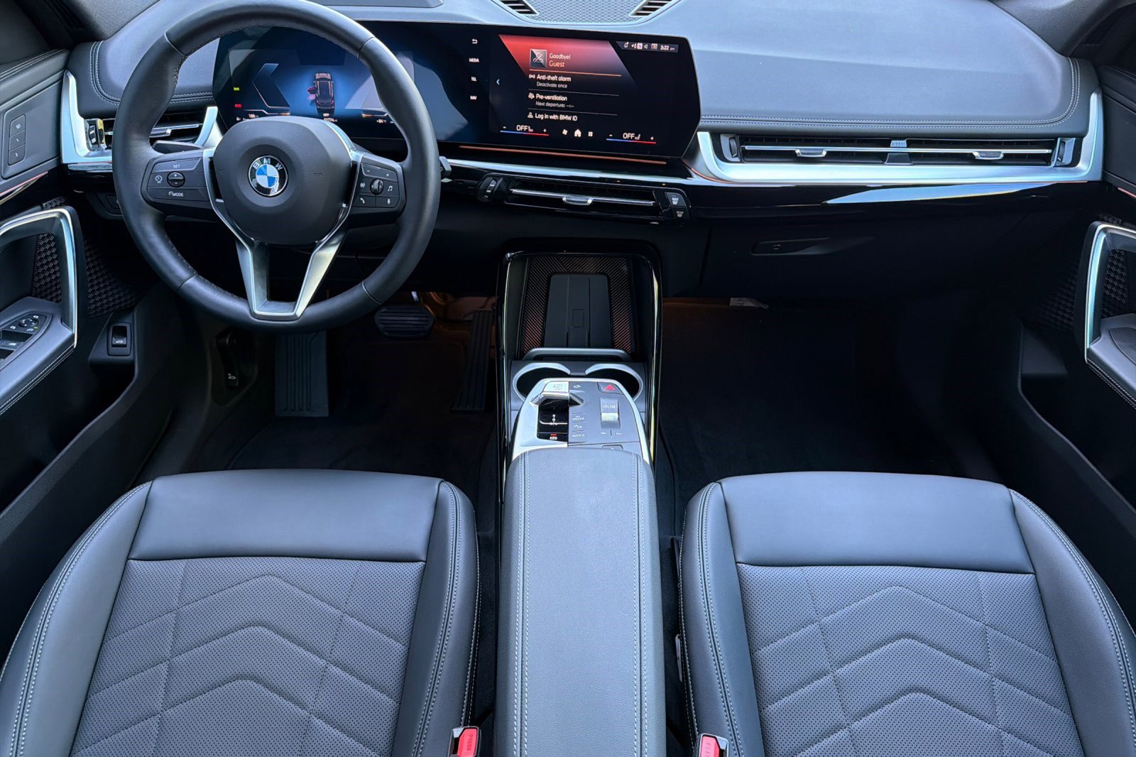 Used 2025 BMW X1 xDrive28i w/ Technology Package image 17