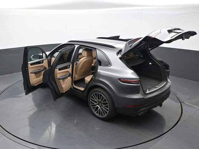 Certified 2021 Porsche Cayenne S AWD/4WD image 29