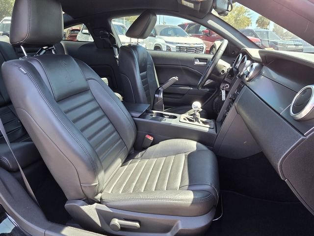 Used 2009 Ford Mustang Shelby GT500 RWD image 14