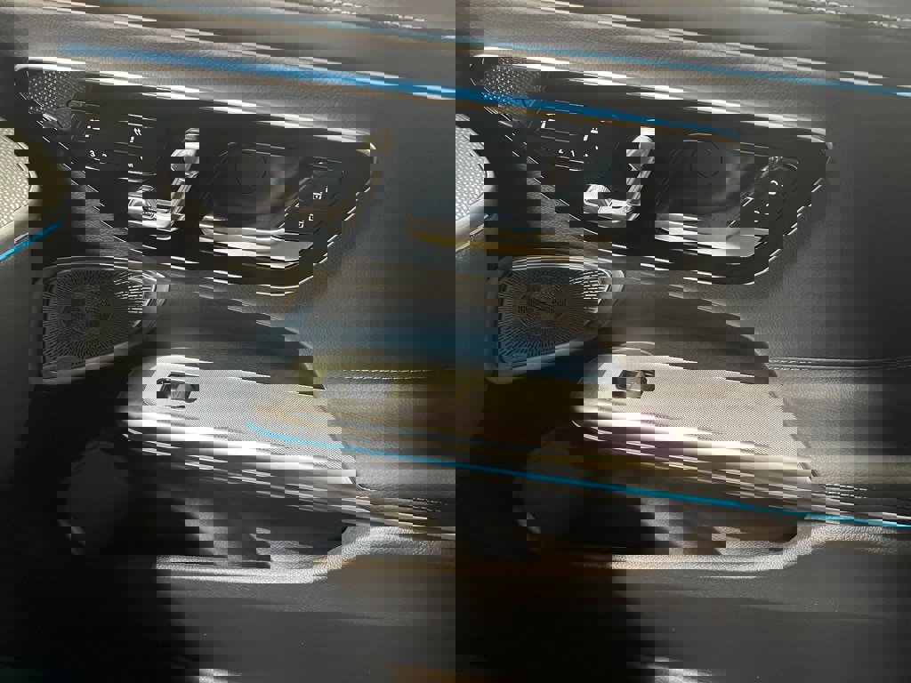 Used 2025 Mercedes-Benz CLE 300 4MATIC Cabriolet image 26