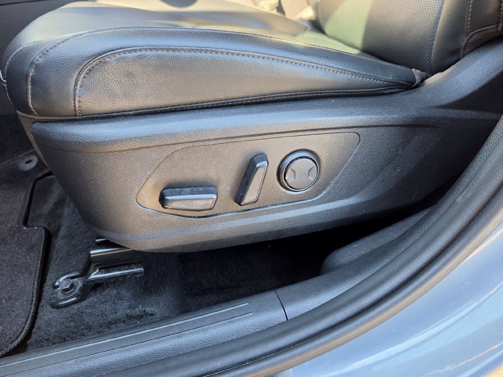 Used 2024 Kia Sportage EX FWD image 18