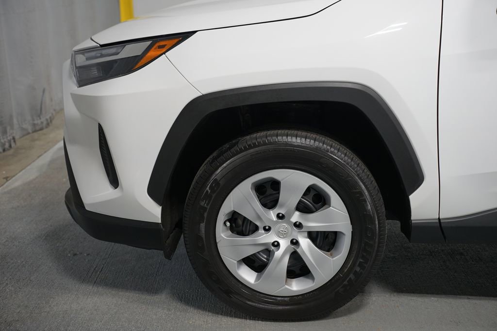 Certified 2023 Toyota RAV4 LE image 5