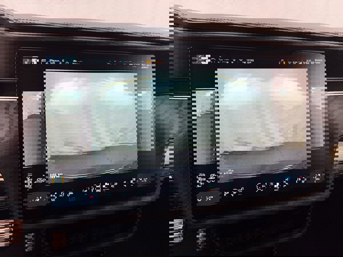 Used 2022 Rivian R1T Launch Edition image 28