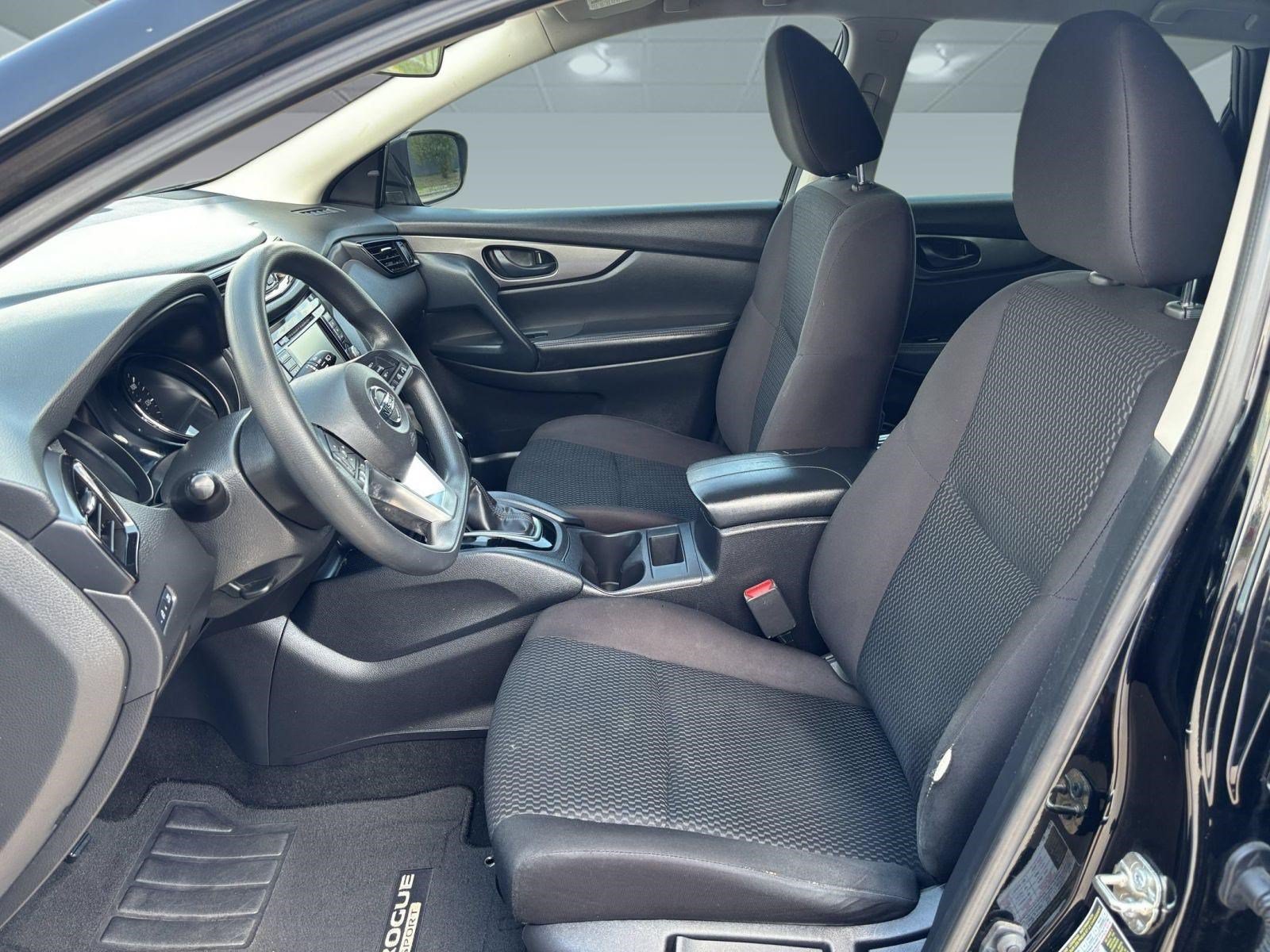Used 2022 Nissan Rogue Sport S FWD image 5
