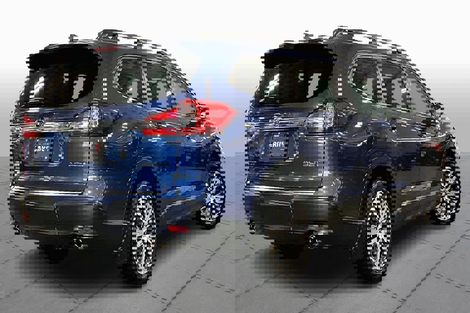 Used 2019 Subaru Ascent Premium image 13