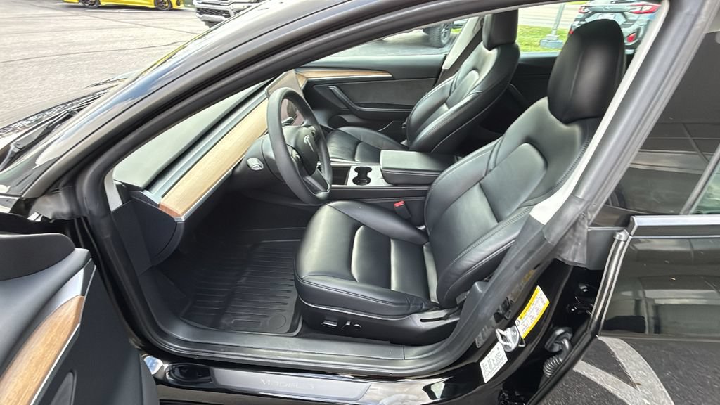 Used 2023 Tesla Model 3 Standard Range RWD image 21