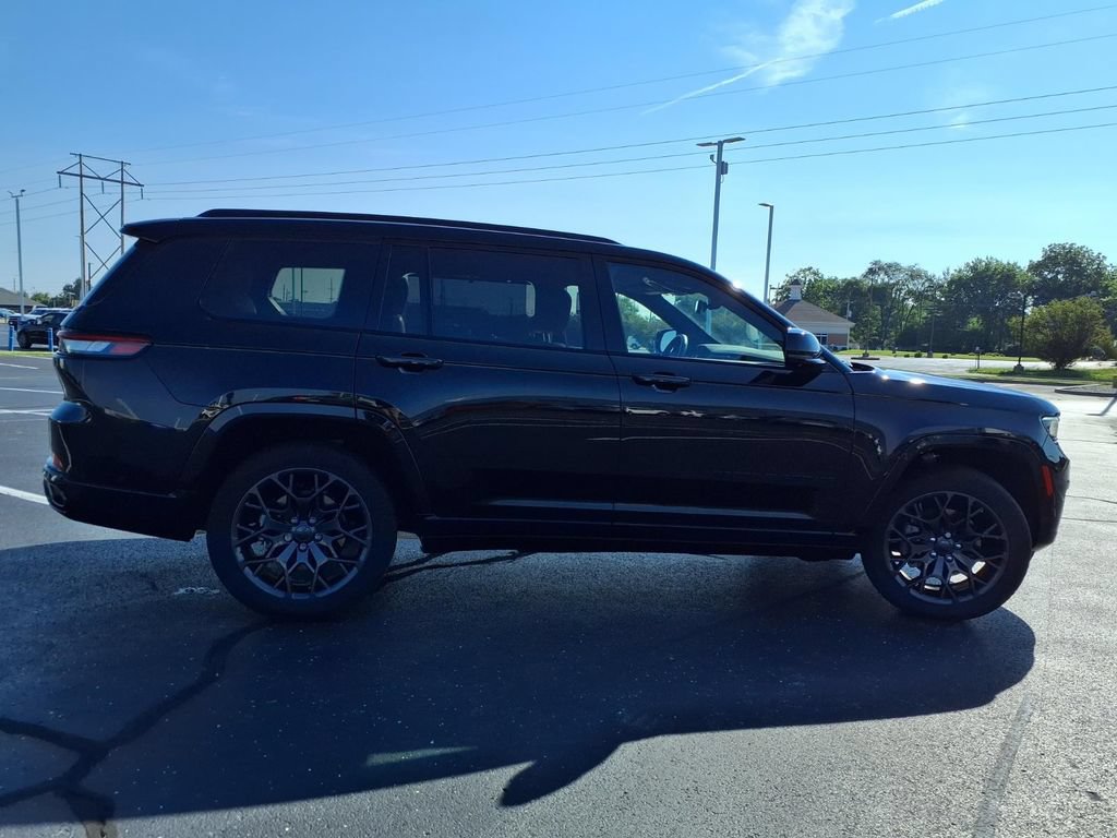 Used 2024 Jeep Grand Cherokee L Summit AWD/4WD image 40