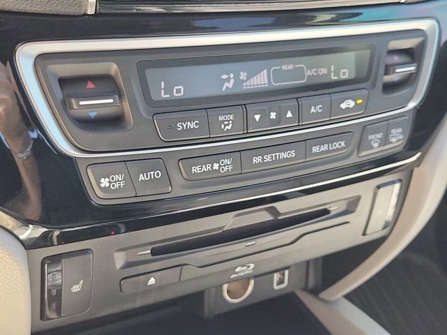 Used 2019 Honda Pilot Touring image 30