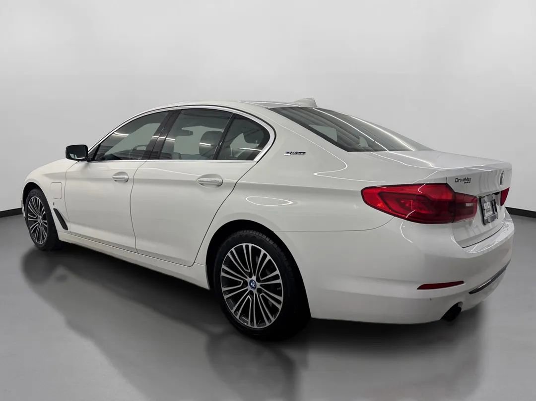 Used 2018 BMW 530e xDrive image 7
