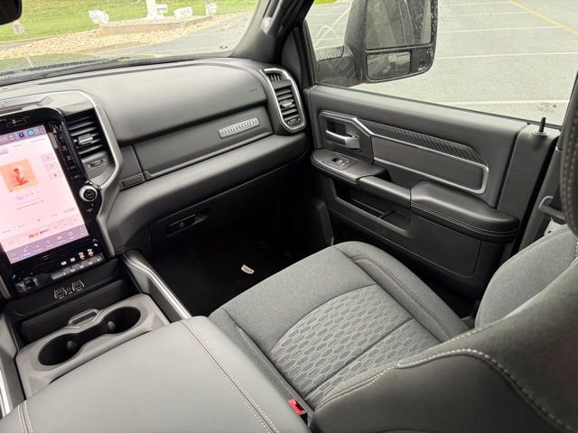 New 2026 RAM 3500 Big Horn AWD/4WD image 35