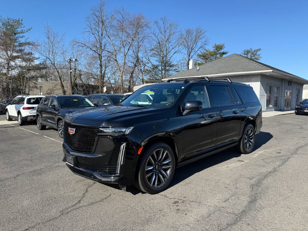 Used 2021 Cadillac Escalade ESV Sport w/ Driver Assist Tech Package image 3