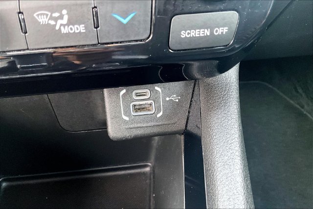 Used 2025 Jeep Compass Limited AWD/4WD image 16