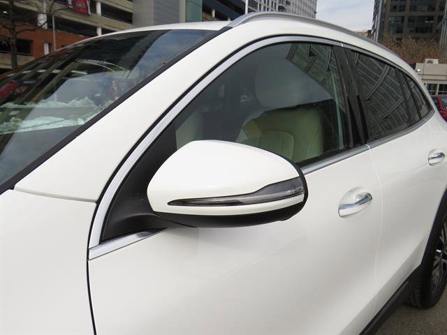 Used 2025 Mercedes-Benz GLA 250 4MATIC image 26