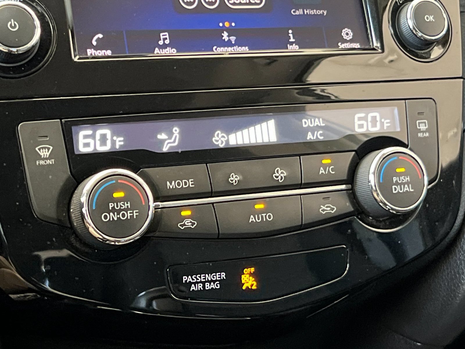 Used 2020 Nissan Rogue SV FWD image 19