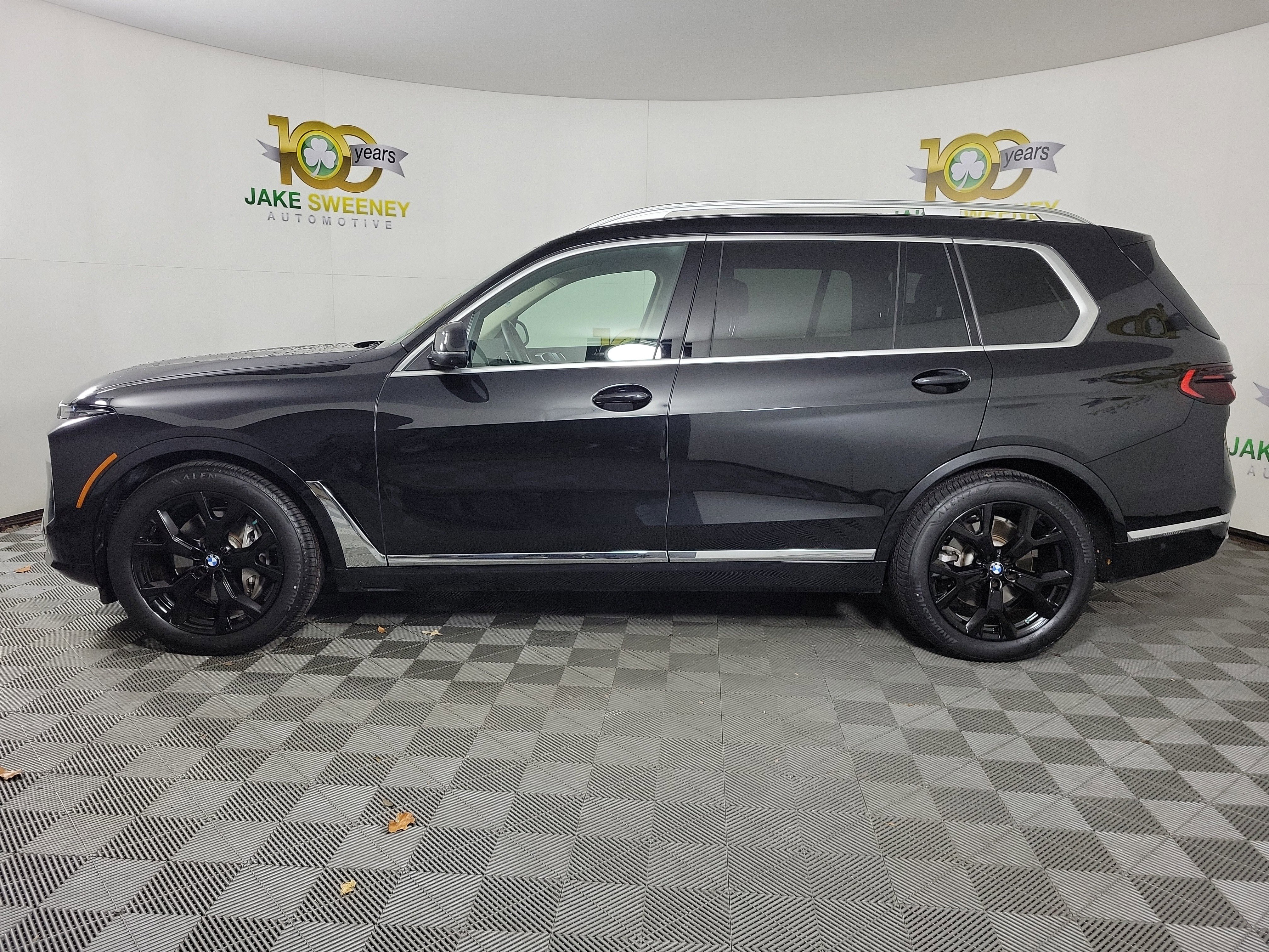 Certified 2024 BMW X7 xDrive40i image 4