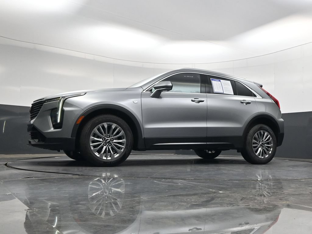 Used 2025 Cadillac XT4 Premium Luxury FWD image 41