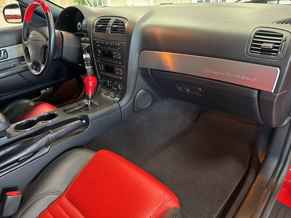 Used 2003 Ford Thunderbird image 63