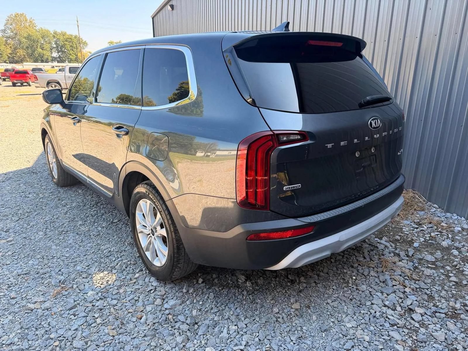 Used 2020 Kia Telluride LX AWD/4WD image 7
