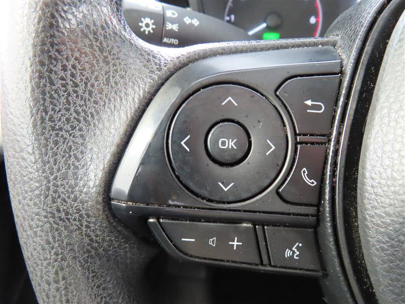 Used 2025 Toyota Corolla LE AWD/4WD image 22